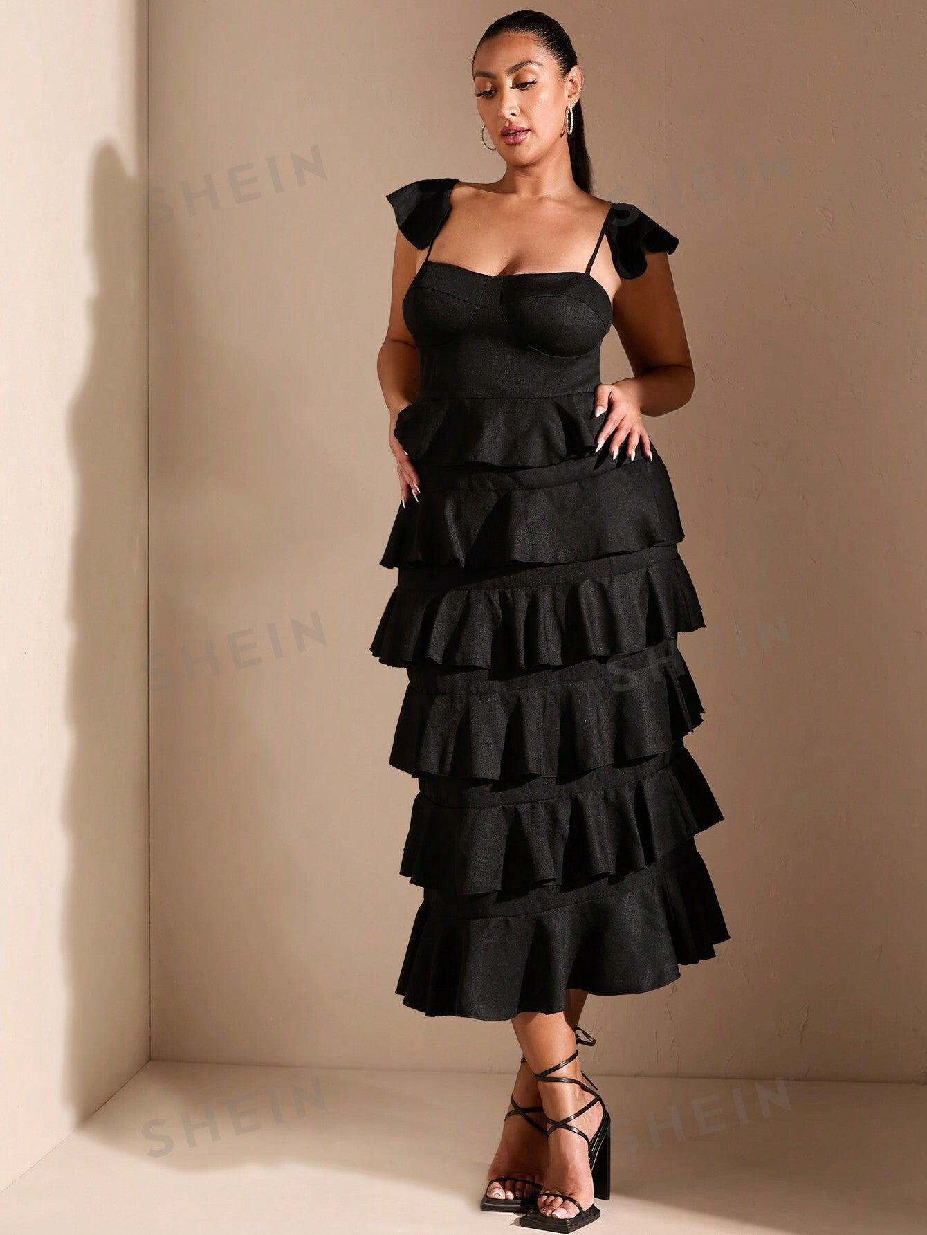 BAE Bridgerton Style Dress  Plus Size Romantic Vacation Date Black Tiered Ruffle Halter Top Mid-Length Dress