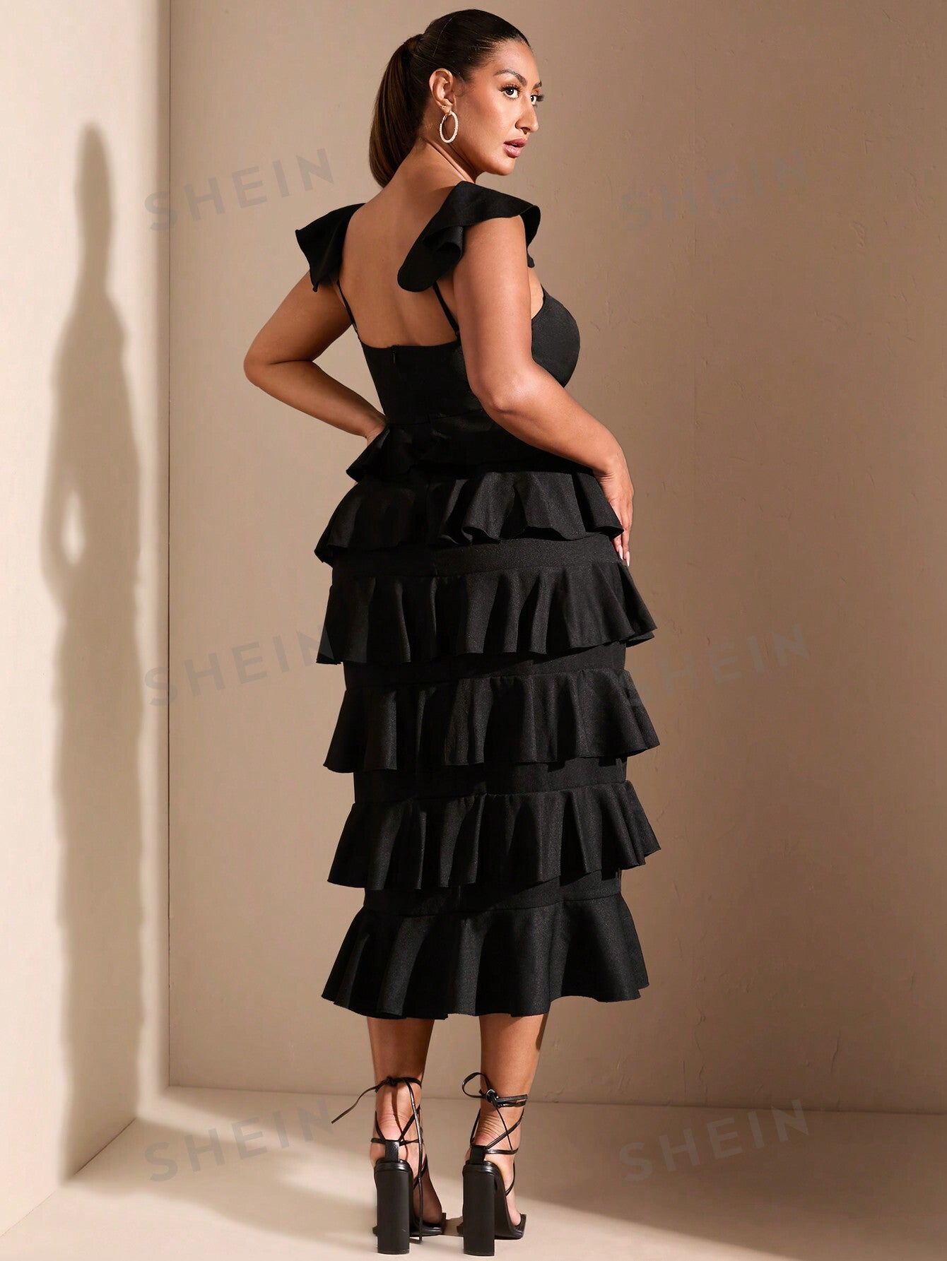 BAE Bridgerton Style Dress  Plus Size Romantic Vacation Date Black Tiered Ruffle Halter Top Mid-Length Dress