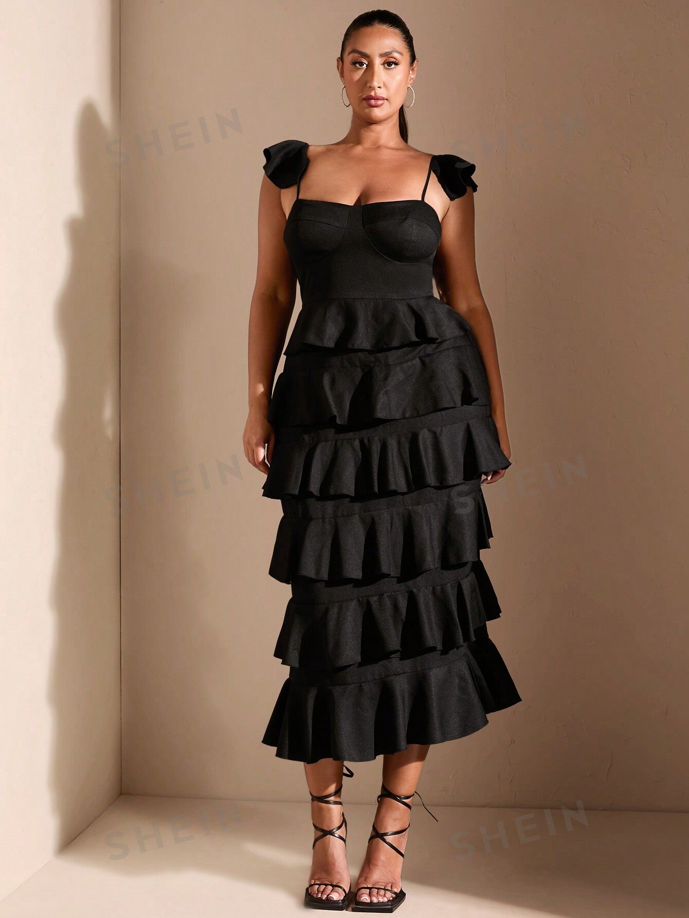 BAE Bridgerton Style Dress  Plus Size Romantic Vacation Date Black Tiered Ruffle Halter Top Mid-Length Dress