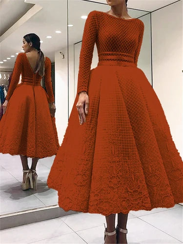 Elegant Bige Color Unique Lace Cocktail Dresses Full Sleeves V-Back Tea-Length Prom Gowns Robe De Soiree Champagne Party Dresses