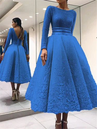 Elegant Bige Color Unique Lace Cocktail Dresses Full Sleeves V-Back Tea-Length Prom Gowns Robe De Soiree Champagne Party Dresses