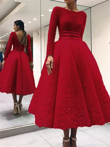 Elegant Bige Color Unique Lace Cocktail Dresses Full Sleeves V-Back Tea-Length Prom Gowns Robe De Soiree Champagne Party Dresses